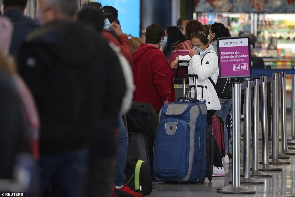 Los Angeles airport and no social distancing